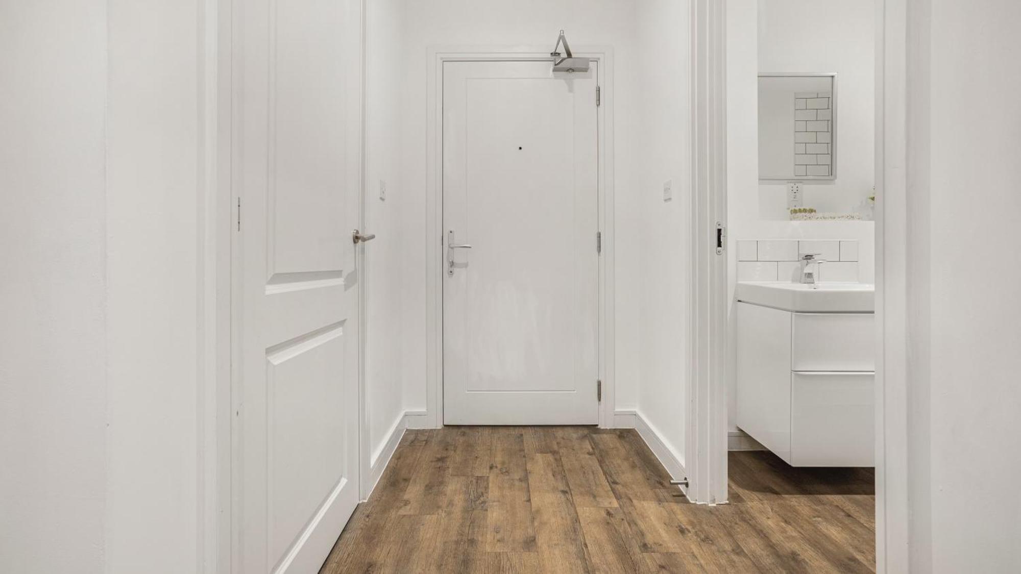 Oceanic Bliss- 2 Bed 2 Bath Free Park Netflix Apartment