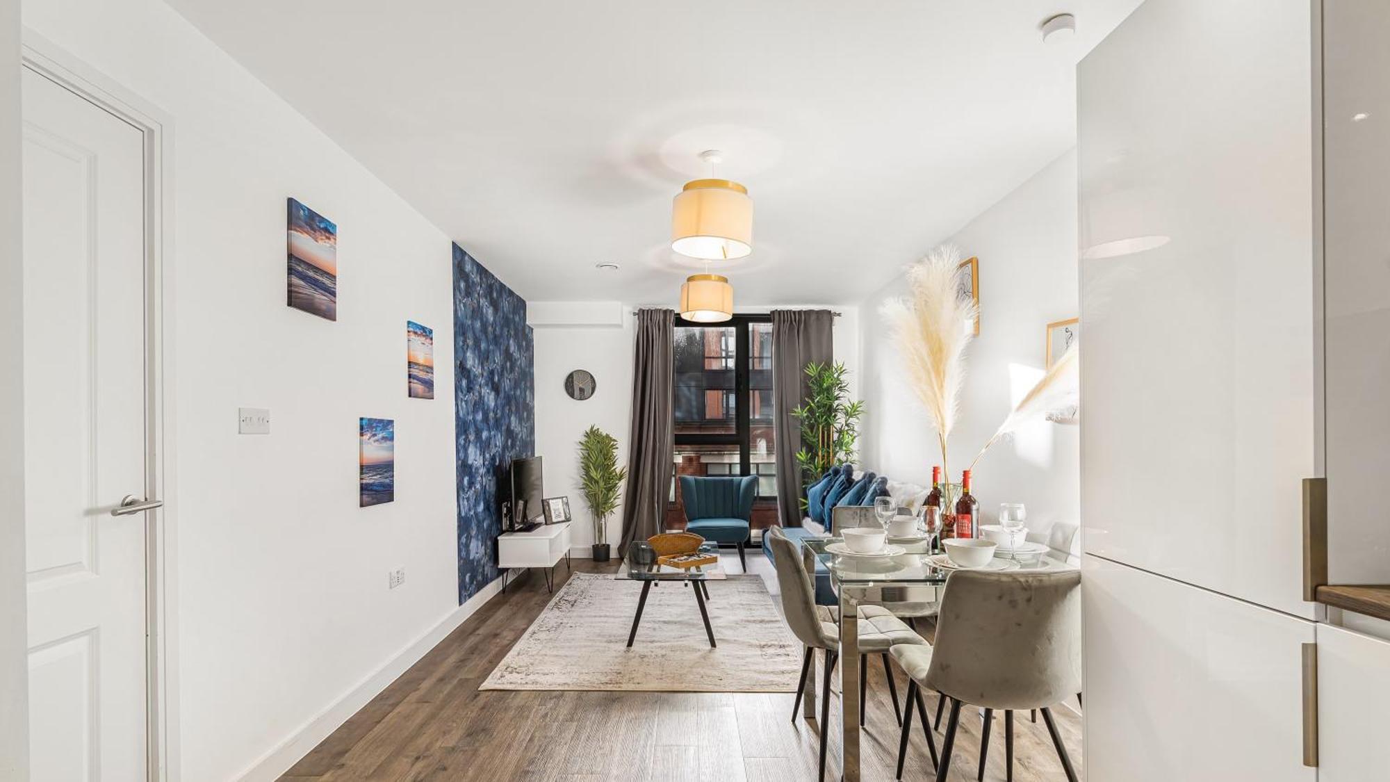 Oceanic Bliss- 2 Bed 2 Bath Free Park Netflix Apartment *
